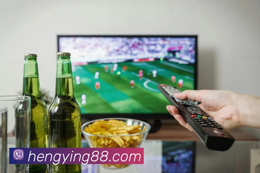 AWC世界杯：一个关于荣耀与梦想的足球故事